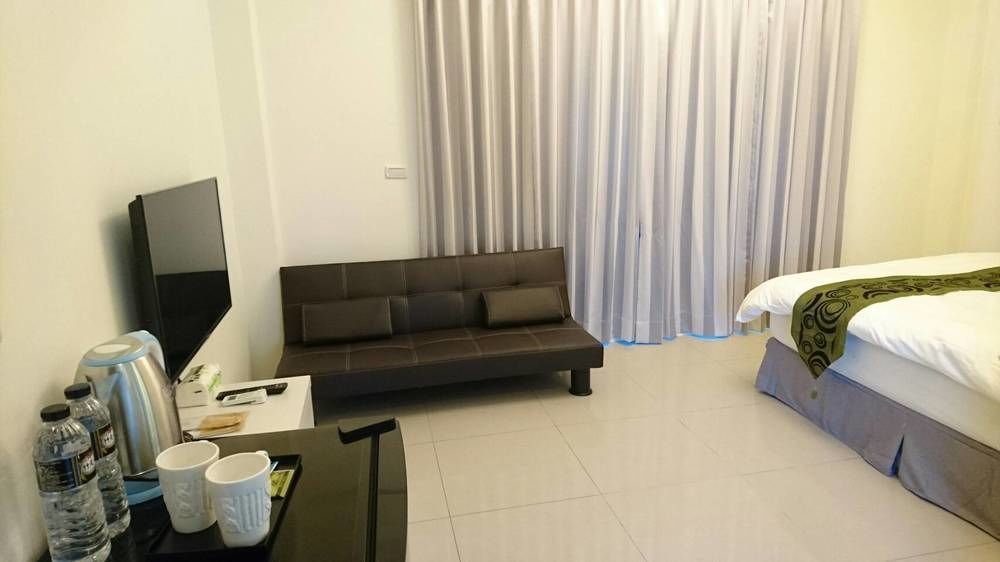 Catnap Hotel Luodong Buitenkant foto